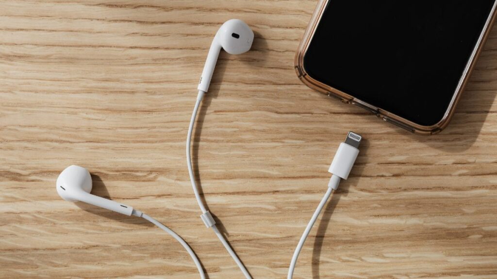 Popular Premium Wired Earphone Deals for You to Check out Right Now